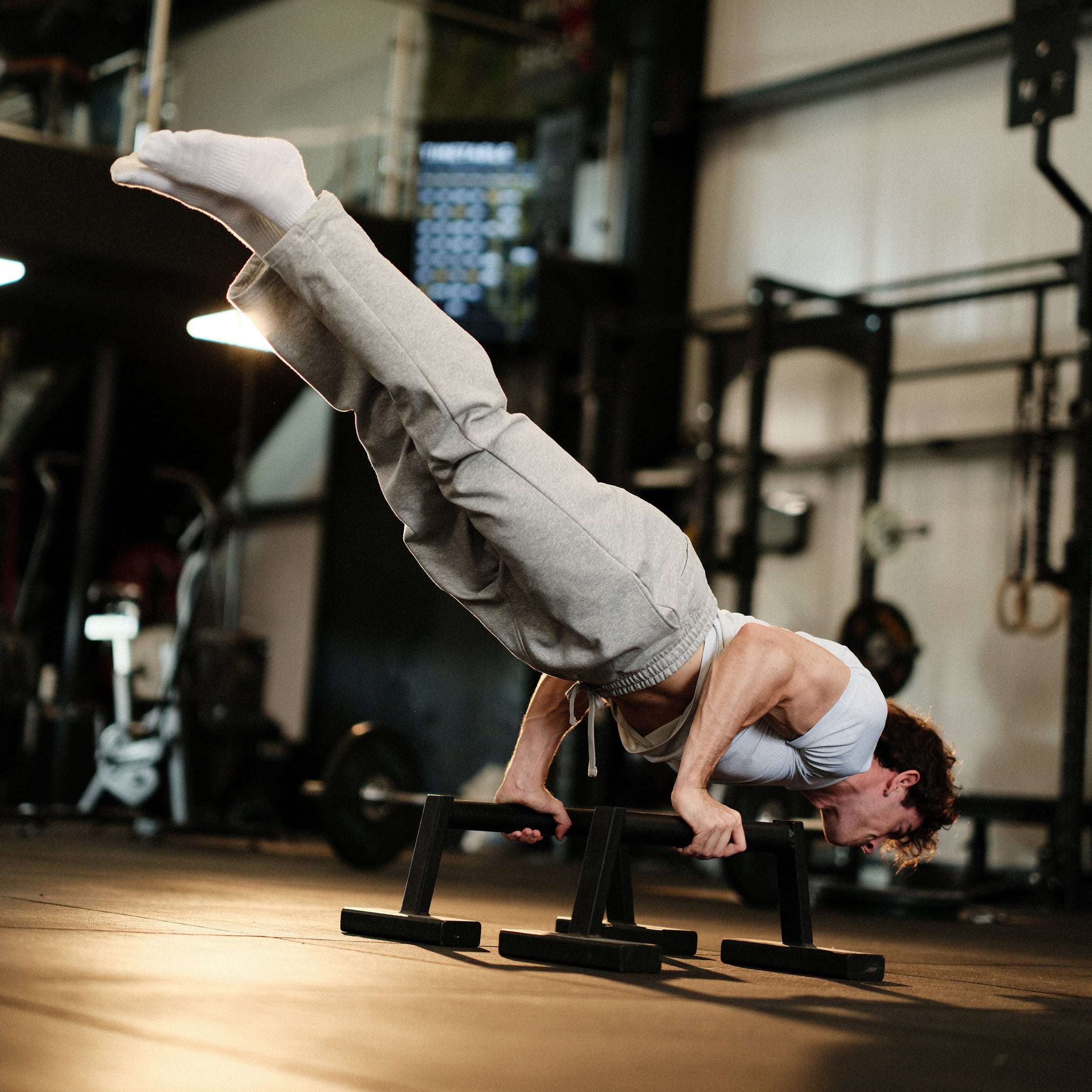 How To Do Handstand Push Ups - A Beginner-Friendly Guide | Gymshark Central